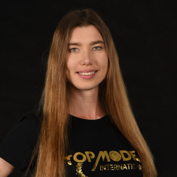 43 – KATERYNA