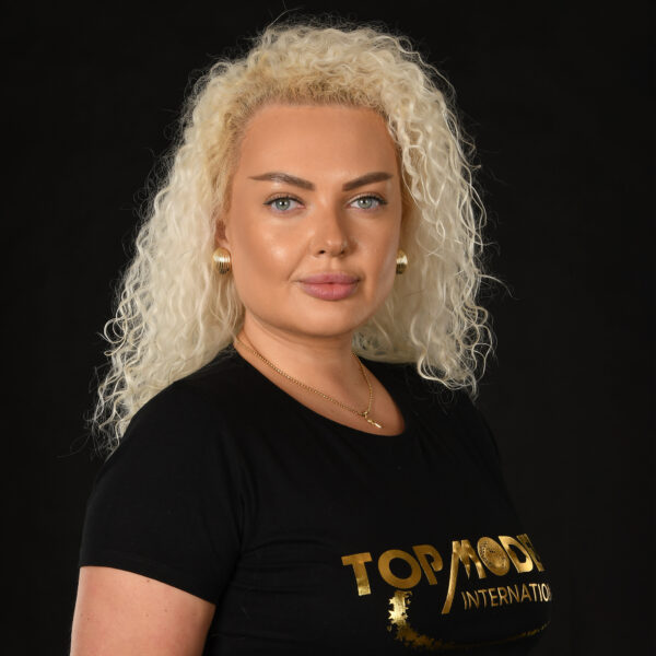 76 – INNA